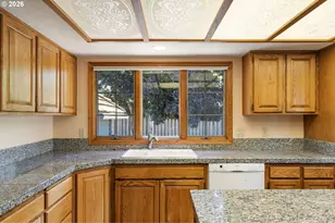 19602 Wildwood Dr, West Linn, OR 97068 - Photo 18