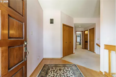 19602 Wildwood Dr, West Linn, OR 97068 - Photo 4