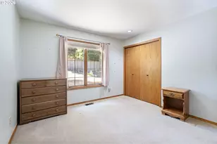 19602 Wildwood Dr, West Linn, OR 97068 - Photo 28