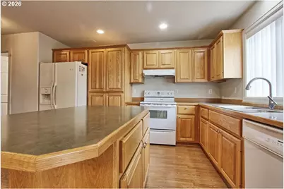 2215 NE 96th Way, Vancouver, WA 98665 - Photo 8