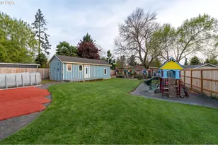 1908 NE Orchard Ave, McMinnville, OR 97128 - Photo 34