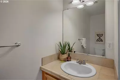 900 SW 173rd Ave, Beaverton, OR 97006 - Photo 16