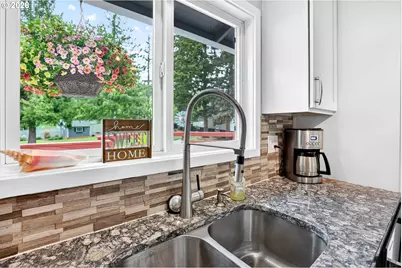 20821 SE Lansing Ln, Damascus, OR 97089 - Photo 12