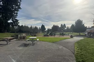 10112 NE 45th Ct, Vancouver, WA 98686 - Photo 36