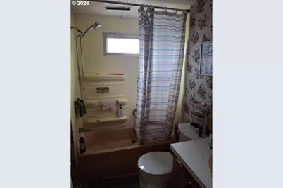 3950 Coburg Rd #3, Eugene, OR 97408 - Photo 12