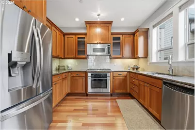 605 SW Trillium Creek Ter, Portland, OR 97225 - Photo 14