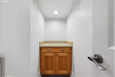 605 SW Trillium Creek Ter, Portland, OR 97225 - Photo 32