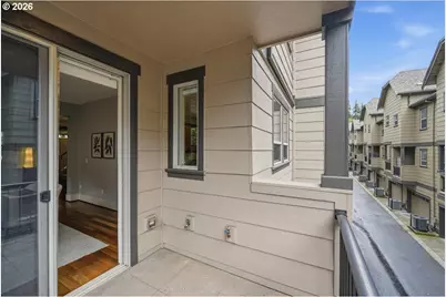 605 SW Trillium Creek Ter, Portland, OR 97225 - Photo 34