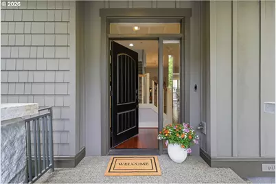 605 SW Trillium Creek Ter, Portland, OR 97225 - Photo 4