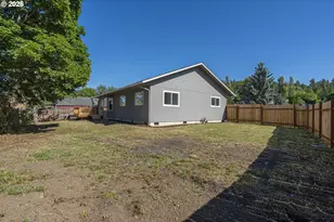 788 NE Blair St, Sheridan, OR 97378 - Photo 36