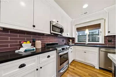 4830 NE 11th Ave, Portland, OR 97211 - Photo 16