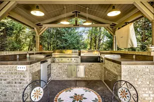 9718 NW Skyview Dr, Portland, OR 97231 - Photo 40