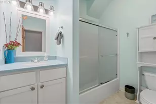 120 Bella Beach Dr, Depoe Bay, OR 97341 - Photo 38