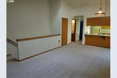 5901 SW Karla Ct, Portland, OR 97239 - Photo 6