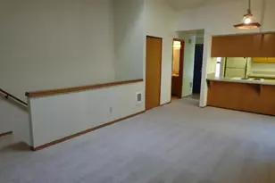 5901 SW Karla Ct, Portland, OR 97239 - Photo 6