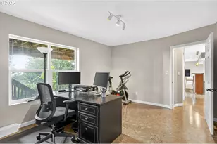 8452 NW Timber Ridge Ct, Portland, OR 97229 - Photo 36