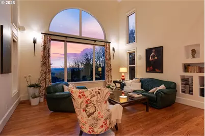 8452 NW Timber Ridge Ct, Portland, OR 97229 - Photo 2