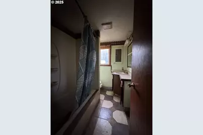 91031 Libby Ln, Coos Bay, OR 97420 - Photo 10