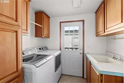1699 N Terry St #176, Eugene, OR 97402 - Photo 16