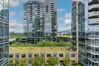 836 S Curry St #706, Portland, OR 97239 - Photo 8