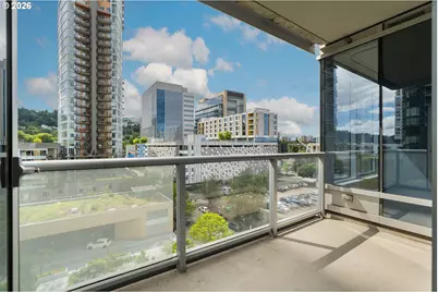 836 S Curry St #706, Portland, OR 97239 - Photo 6