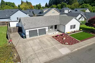 225 Grizzly Ave, Eugene, OR 97404 - Photo 2