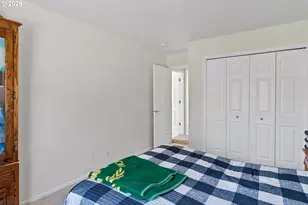 225 Grizzly Ave, Eugene, OR 97404 - Photo 14