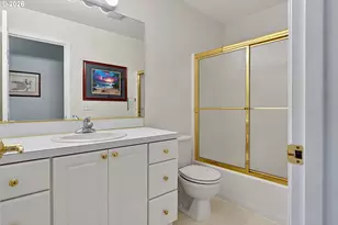 225 Grizzly Ave, Eugene, OR 97404 - Photo 18