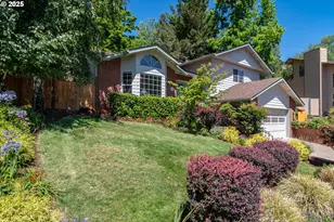 169 NW Brent Ct, Roseburg, OR 97471 - Photo 2