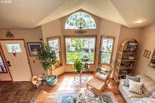 169 NW Brent Ct, Roseburg, OR 97471 - Photo 8