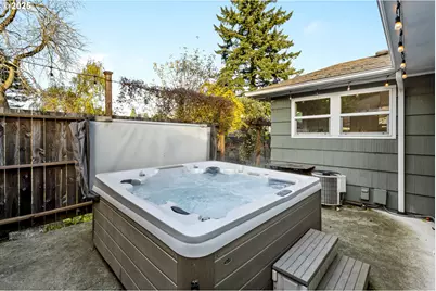 10361 NE Sacramento St, Portland, OR 97220 - Photo 32