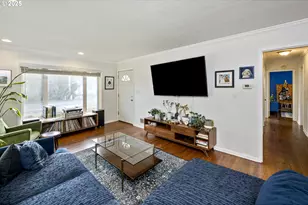 10361 NE Sacramento St, Portland, OR 97220 - Photo 2