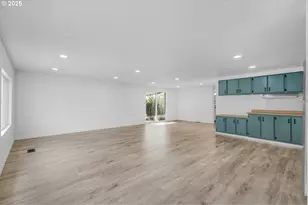 871 SW Liberty Bell Dr, Beaverton, OR 97006 - Photo 10