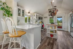 8918 SW Grabhorn Rd, Beaverton, OR 97007 - Photo 8