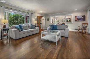 8918 SW Grabhorn Rd, Beaverton, OR 97007 - Photo 4