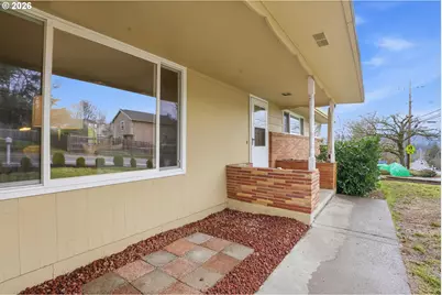 4968 SE Roethe Rd, Milwaukie, OR 97267 - Photo 2