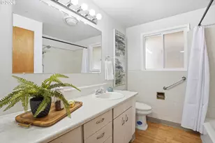 4968 SE Roethe Rd, Milwaukie, OR 97267 - Photo 16