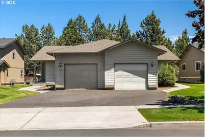 726 NE Savannah Dr, Bend, OR 97701 - Photo 1