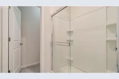677 Terra Linda Ave, Eugene, OR 97404 - Photo 12