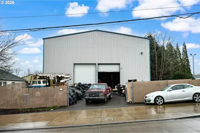 6704 NE 47th Ave, Portland, OR 97218 - Photo 2