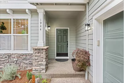 1944 SW 20th Ct, Gresham, OR 97080 - Photo 6