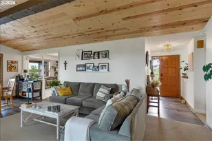 5240 Chapman St S, Salem, OR 97306 - Photo 16