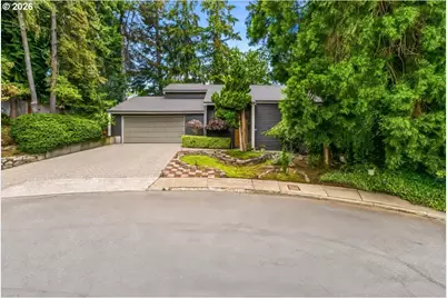 1111 NW Satara Ct, Salem, OR 97304 - Photo 2