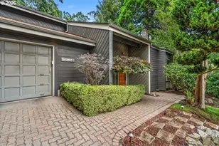 1111 NW Satara Ct, Salem, OR 97304 - Photo 4