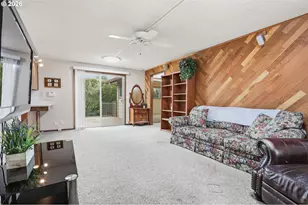 1145 NW Sunnywood Ct, McMinnville, OR 97128 - Photo 16