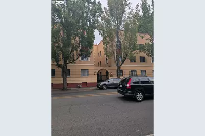2829 SE Belmont St #305, Portland, OR 97214 - Photo 4