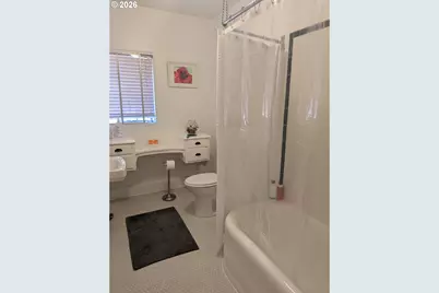 2829 SE Belmont St #305, Portland, OR 97214 - Photo 22