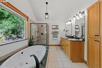 68260 Ridge Rd, North Bend, OR 97459 - Photo 28