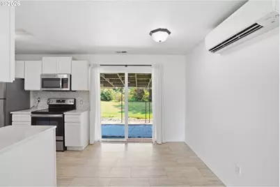 144 NE 139th Ave, Portland, OR 97230 - Photo 10
