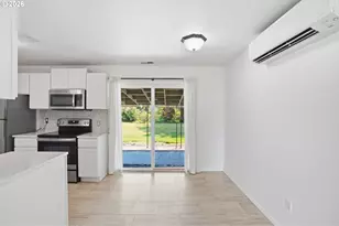 144 NE 139th Ave, Portland, OR 97230 - Photo 10